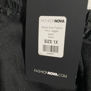 Game Over French Terry Jogger - Black